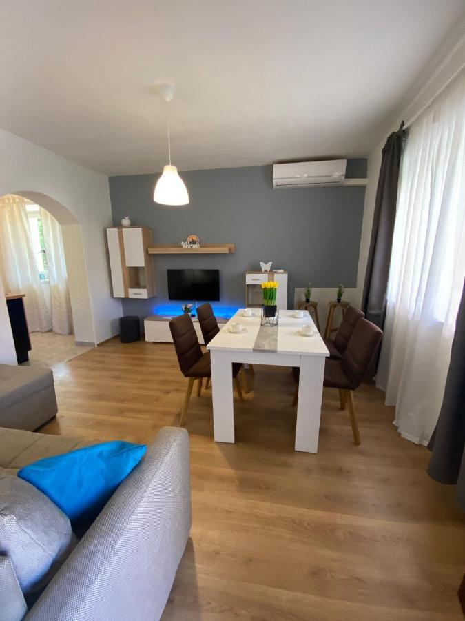 Apartment Dora Zadar Extérieur photo
